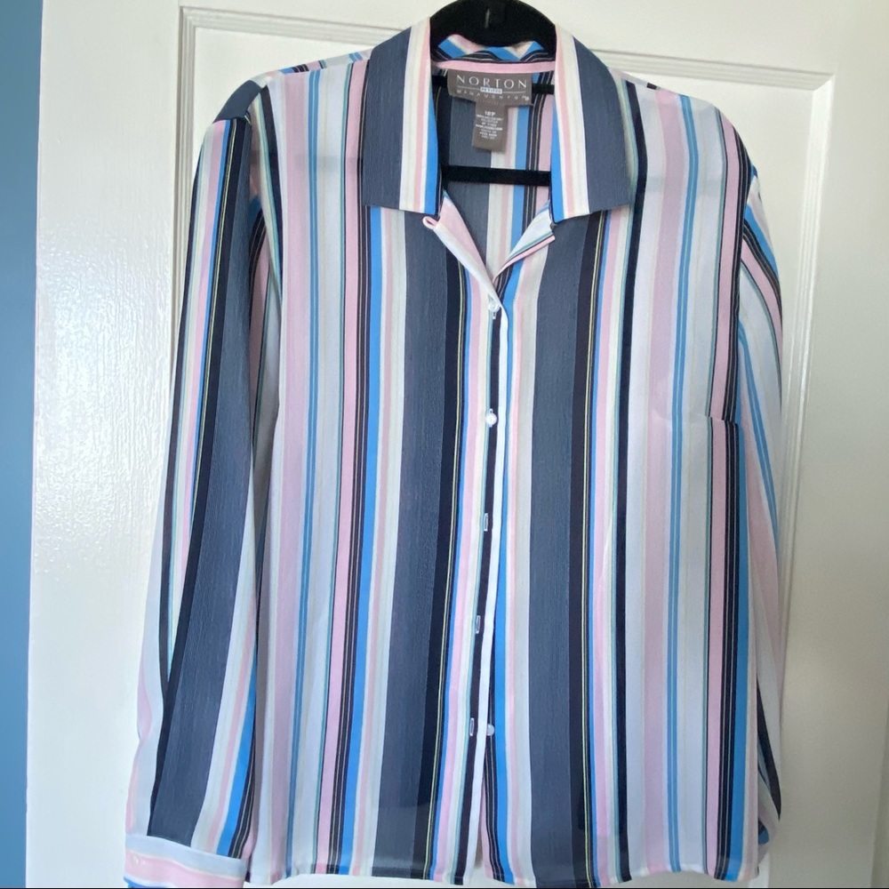Norton McNaughton Women’s Blouse